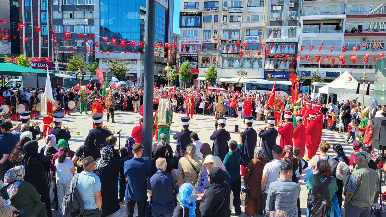 İstanbul'un fethinin 573. yıl dönümü kutlanıyor