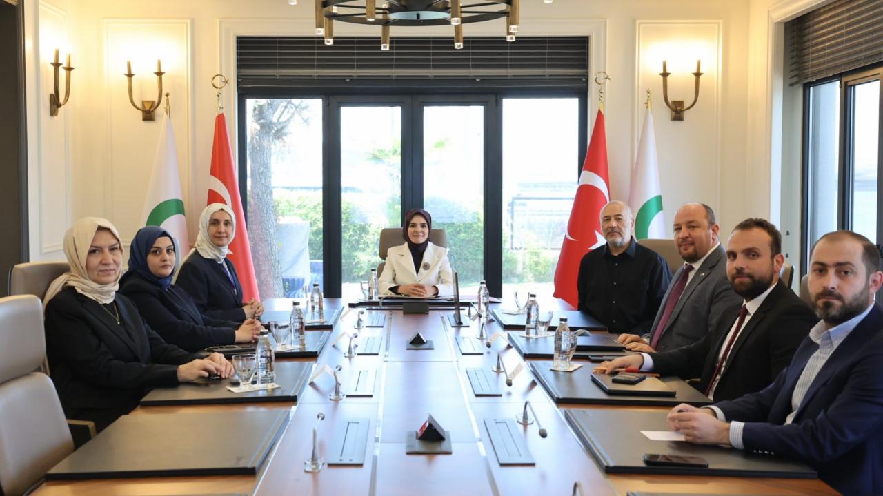 Aile ve Sosyal Hizmetler Bakanı Göktaş: Yeşilay'ın uzun vadeli faaliyetleri için yeni finansman modellerini değerlendirdik