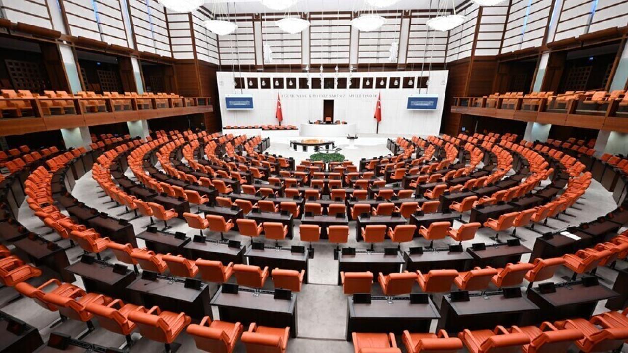 TSK ile ilgili düzenlemeleri de içeren kanun teklifi TBMM'de