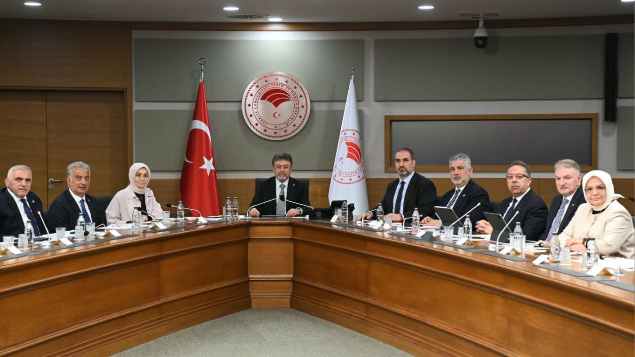 AK Parti Grup Başkanvekili Usta: Fındık sektörünün mevcut durumu ve geleceğini değerlendirdik