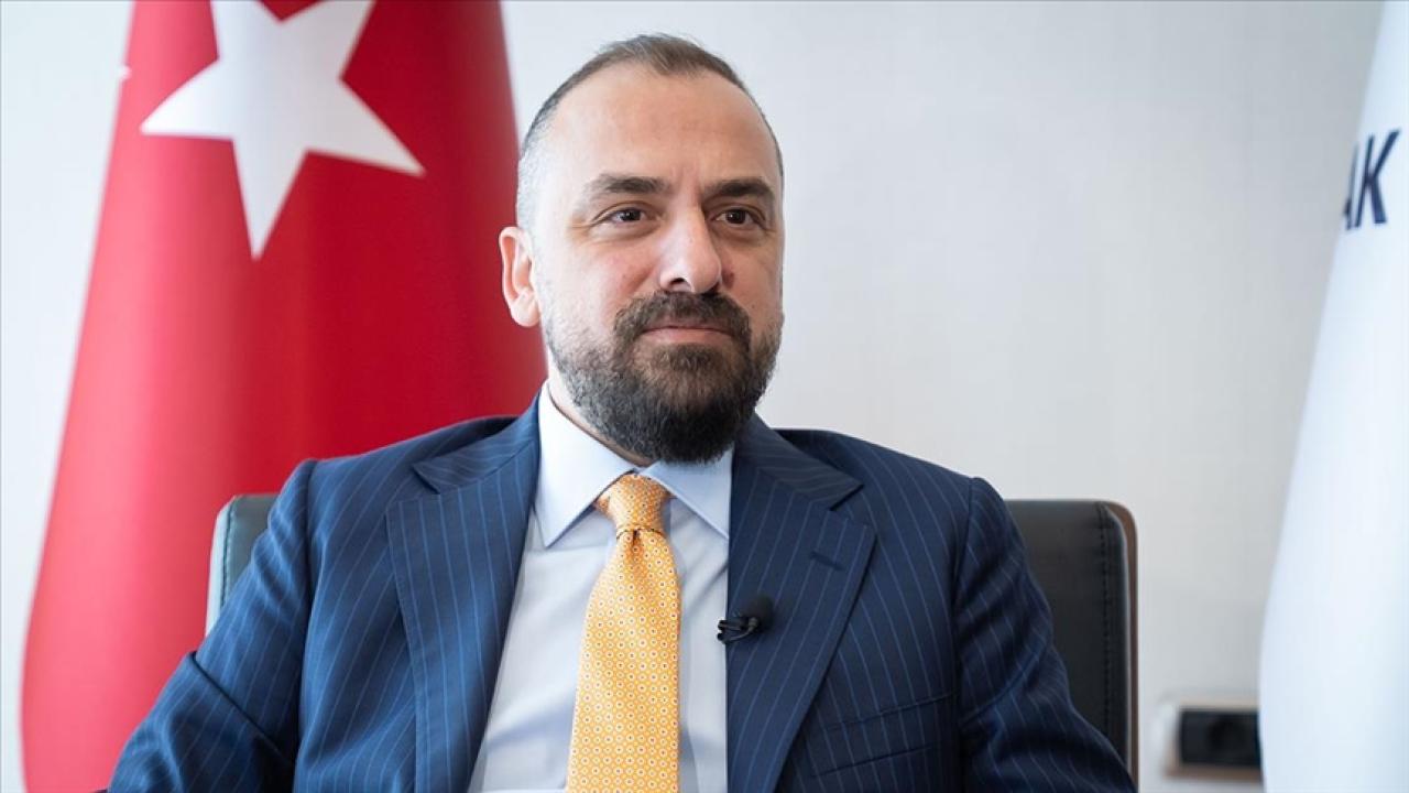 AK Parti Genel Başkan Yardımcısı Acar'dan millî takım klibine yönelik eleştirilere tepki: Başka bir ülkenin vatandaşı mısınız da Türkiye’nin başarılarından rahatsız oluyorsunuz?