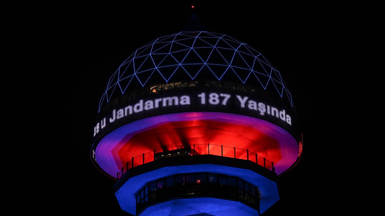 Atakule, Jandarma Teşkilatının 187. kuruluş yıl dönümüne özel ışıklandırıldı
