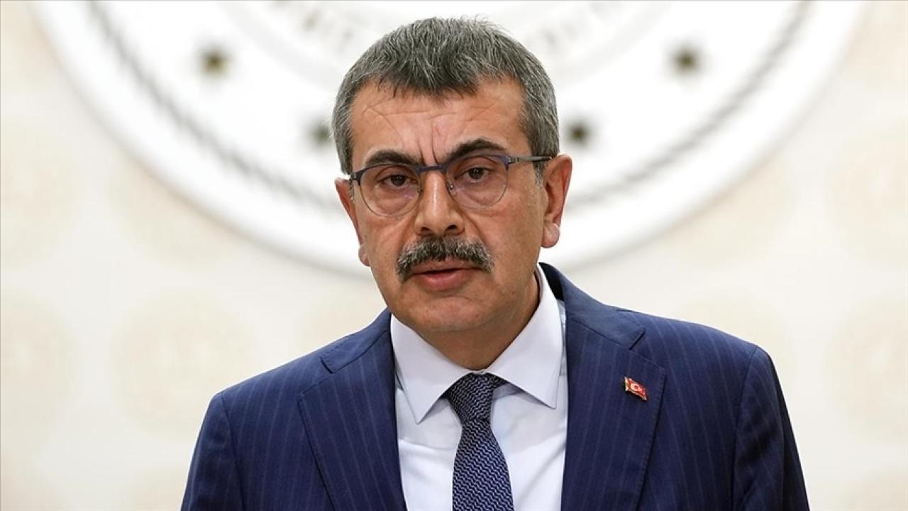 Milli Eğitim Bakanı Tekin'den ortaöğretimde net okullaşma oranına ilişkin açıklama