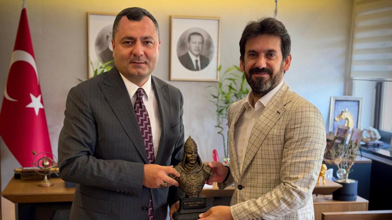 Kültür ve Turizm Bakan Yardımcısı Mumcu, Ülkü Ocakları Ankara İl Başkanı Ömer Şanlı ile görüştü