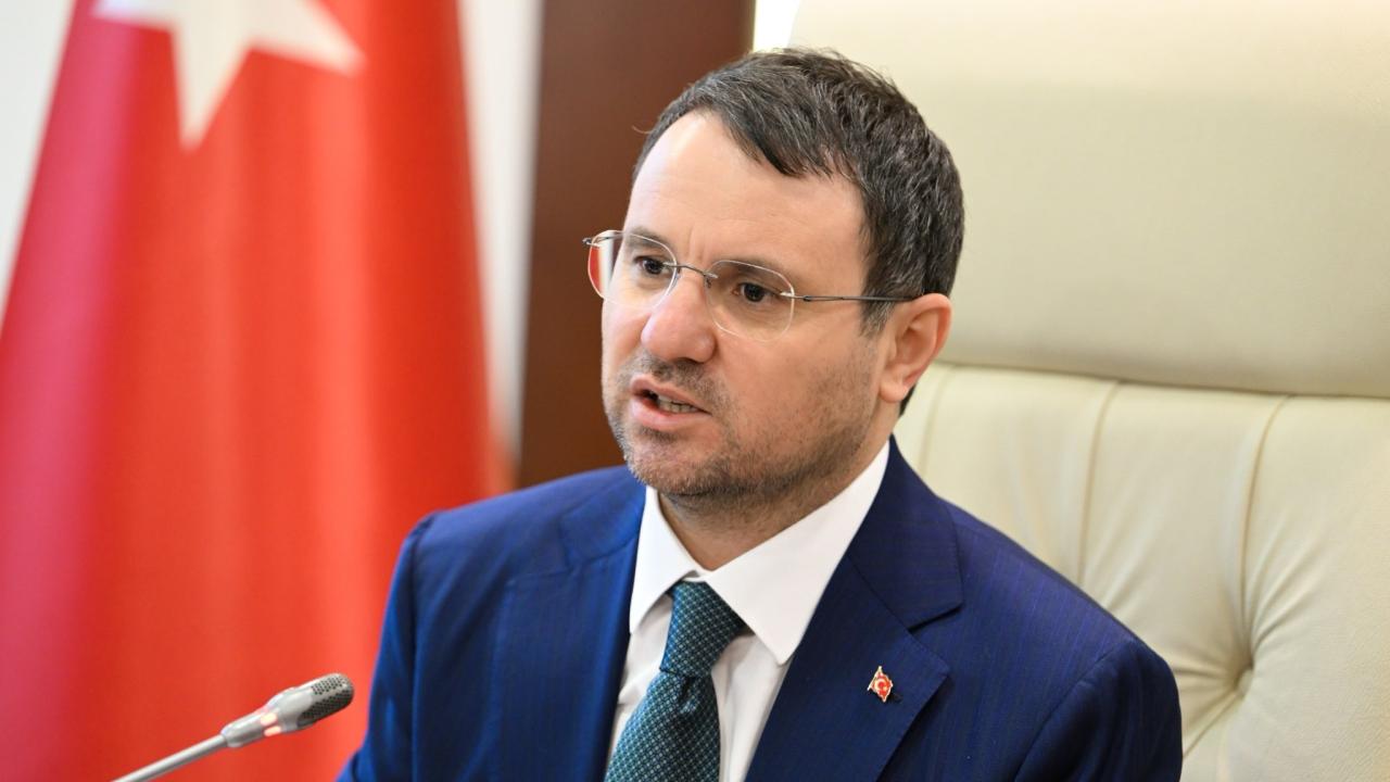 Adalet Bakanı Gürlek, YKS'ye girecek öğrencilere başarılar diledi