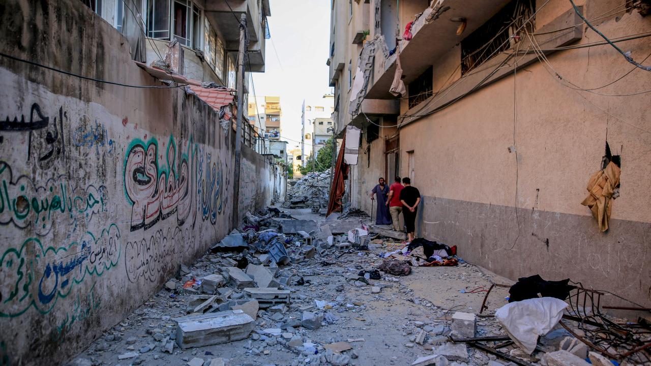 İsrail'in ateşkese rağmen Gazze'de düzenlediği saldırılarda 5 Filistinli hayatını kaybetti