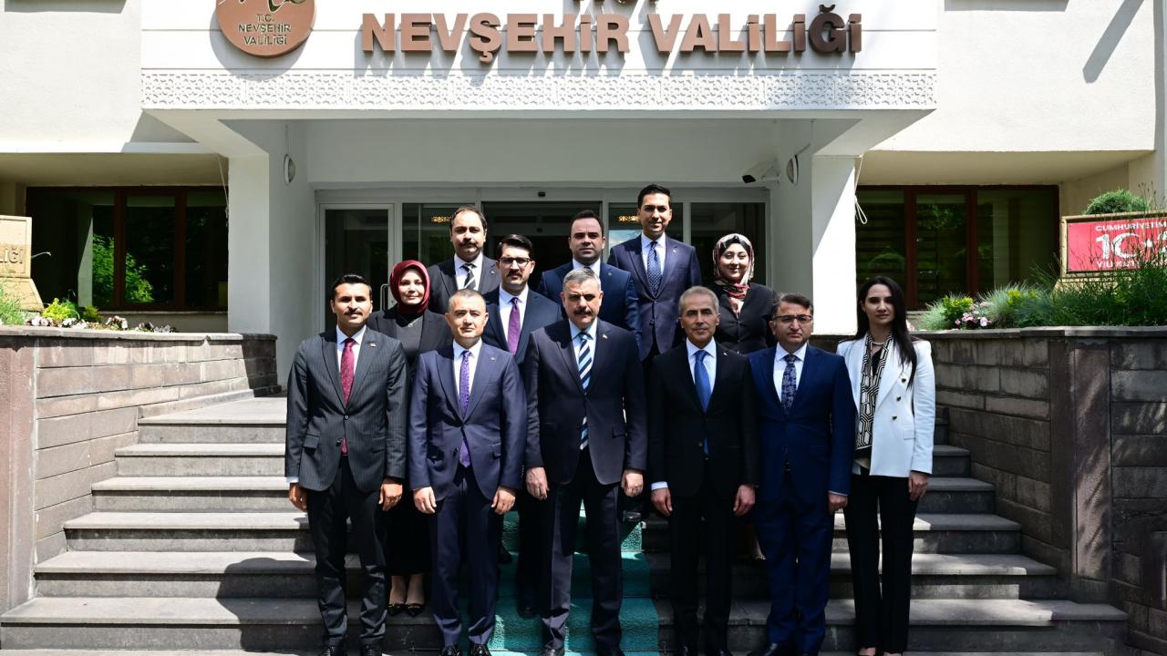 İçişleri Bakanı Çiftçi Nevşehir'de ziyaretlerde bulundu