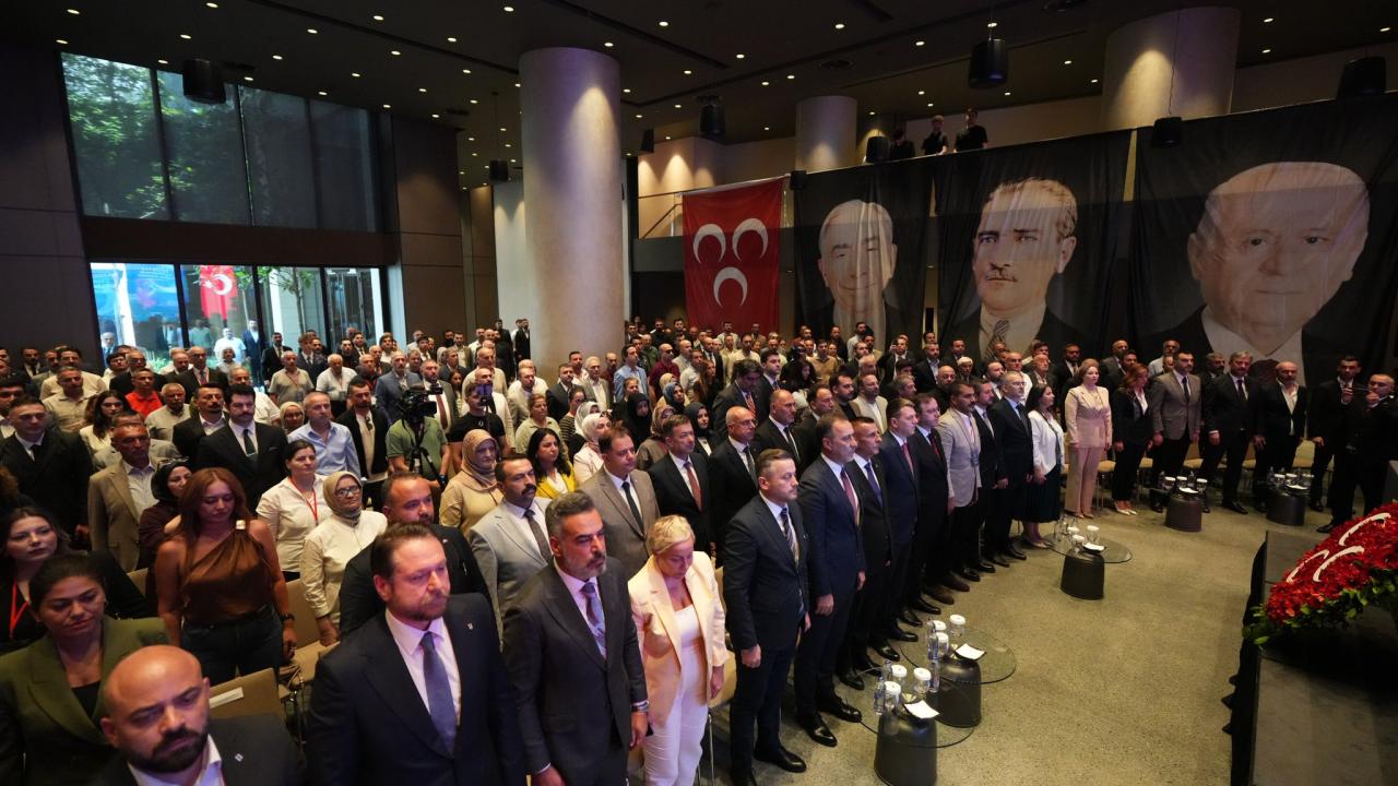 İstanbul'da MHP'nin Fatih, Beşiktaş ve Şişli ilçe kongreleri yapıldı