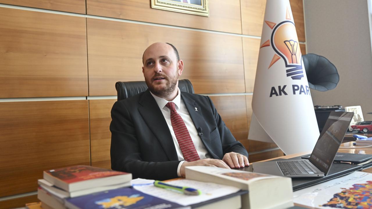 AK Parti Genel Başkan Yardımcısı Büyükgümüş'ten Özgür Özel'e tepki: AK Gençlik üzerinden hezeyanlarını sıralamış