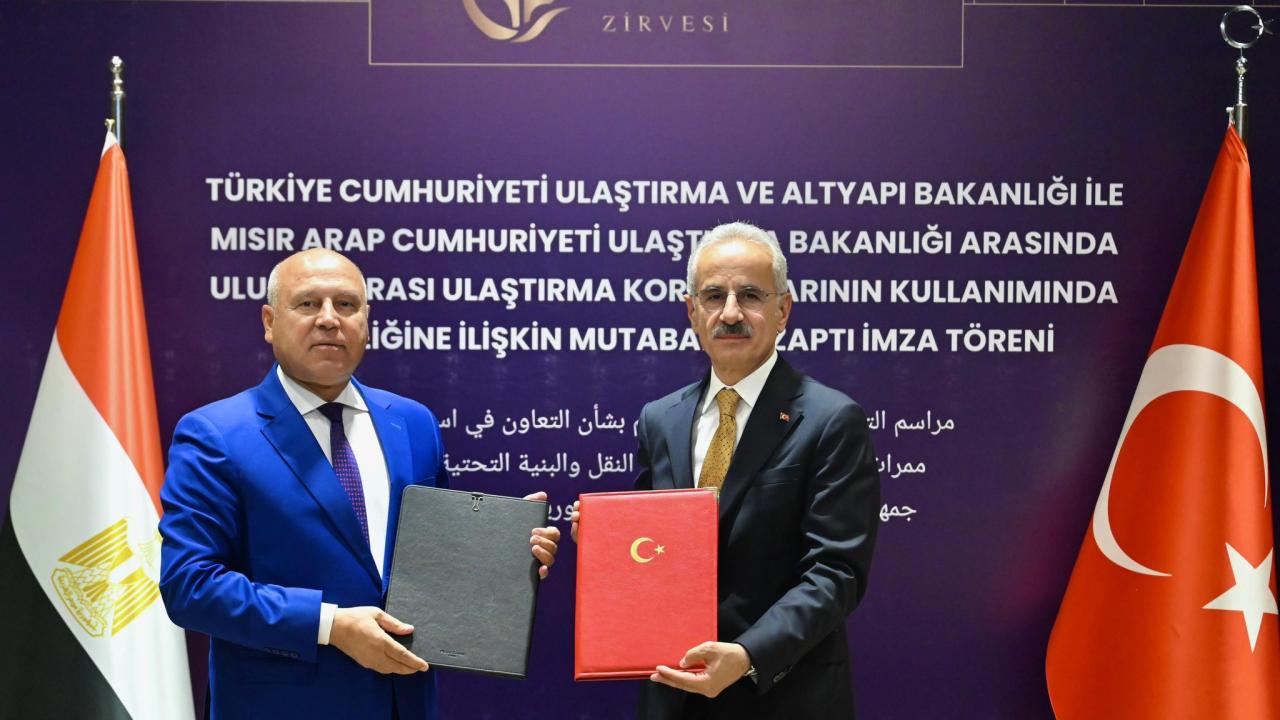 Türkiye ile Mısır arasında uluslararası ulaştırma koridorlarına ilişkin mutabakat zaptı imzalandı