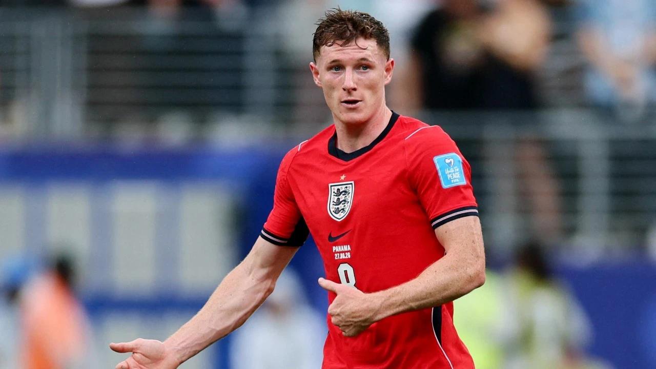 Manchester City, Elliot Anderson'ı rekor bonservis bedeliyle kadrosuna kattı