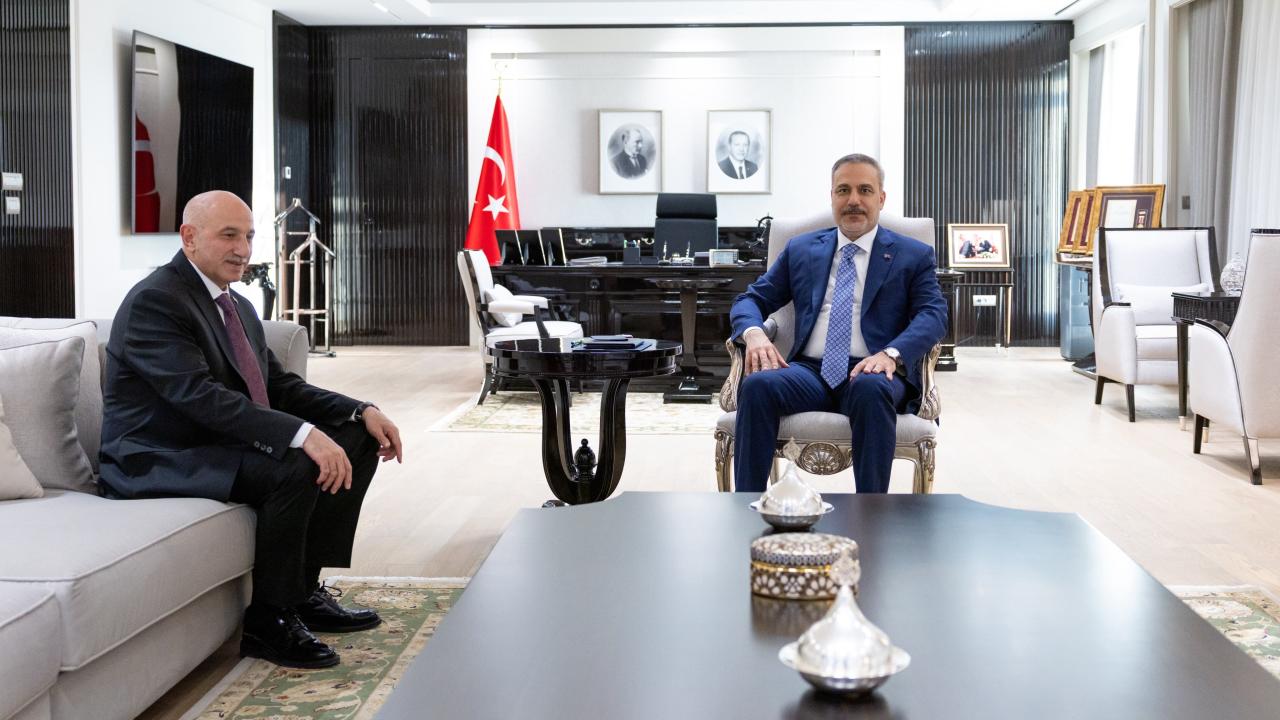 Bakan Fidan, NATO Zirvesi öncesinde Ankara İl Emniyet Müdürü Yüksek'i kabul etti
