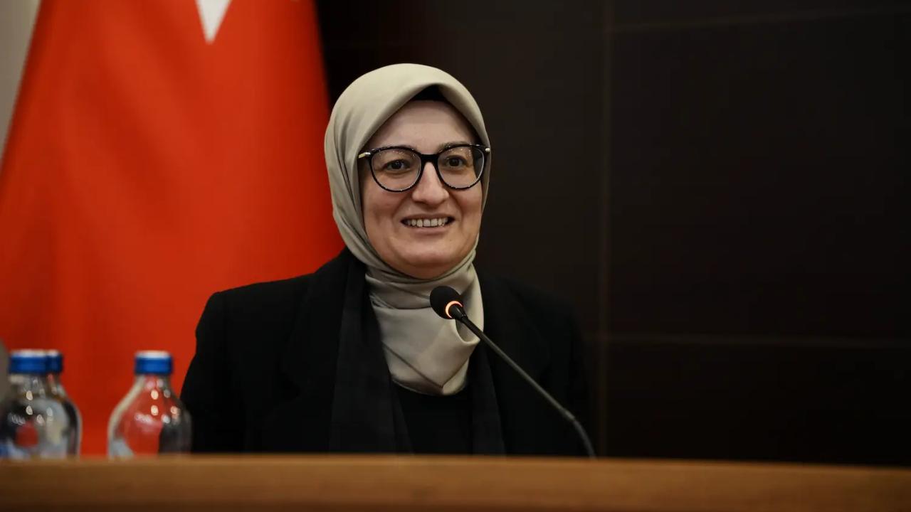 AK Parti Genel Başkan Yardımcısı Uygur'dan Ayasofya'nın yeniden ibadete açılmasının 6. yılına ilişkin paylaşım