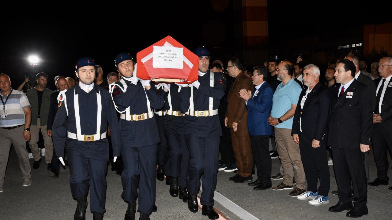 Şehit Jandarma Uzman Çavuş Mehmet Demirbaş'ın cenazesi Samsun'a getirildi