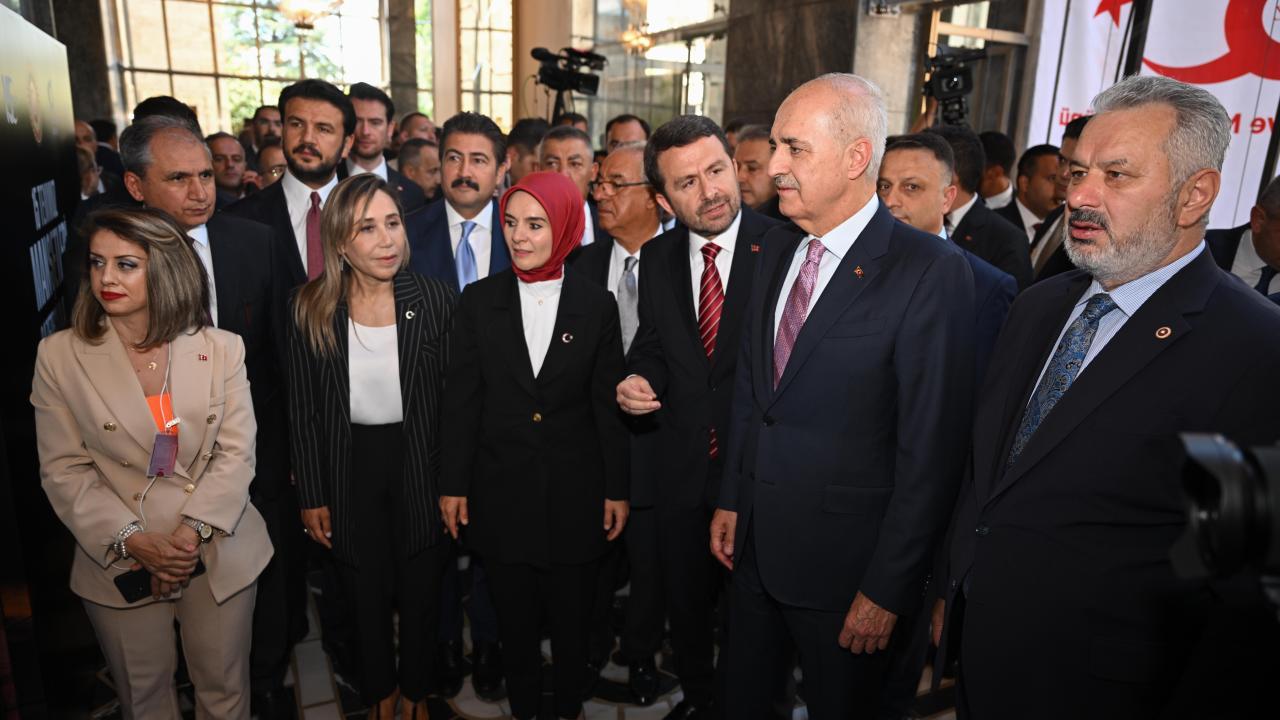 TBMM Başkanı Kurtulmuş, Meclis'teki 15 Temmuz temalı sergilerin açılışını yaptı