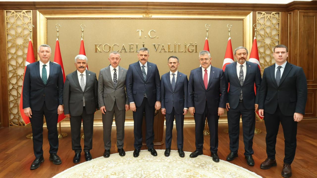 İçişleri Bakanı Mustafa Çiftçi, Kocaeli'de ziyaretlerde bulundu