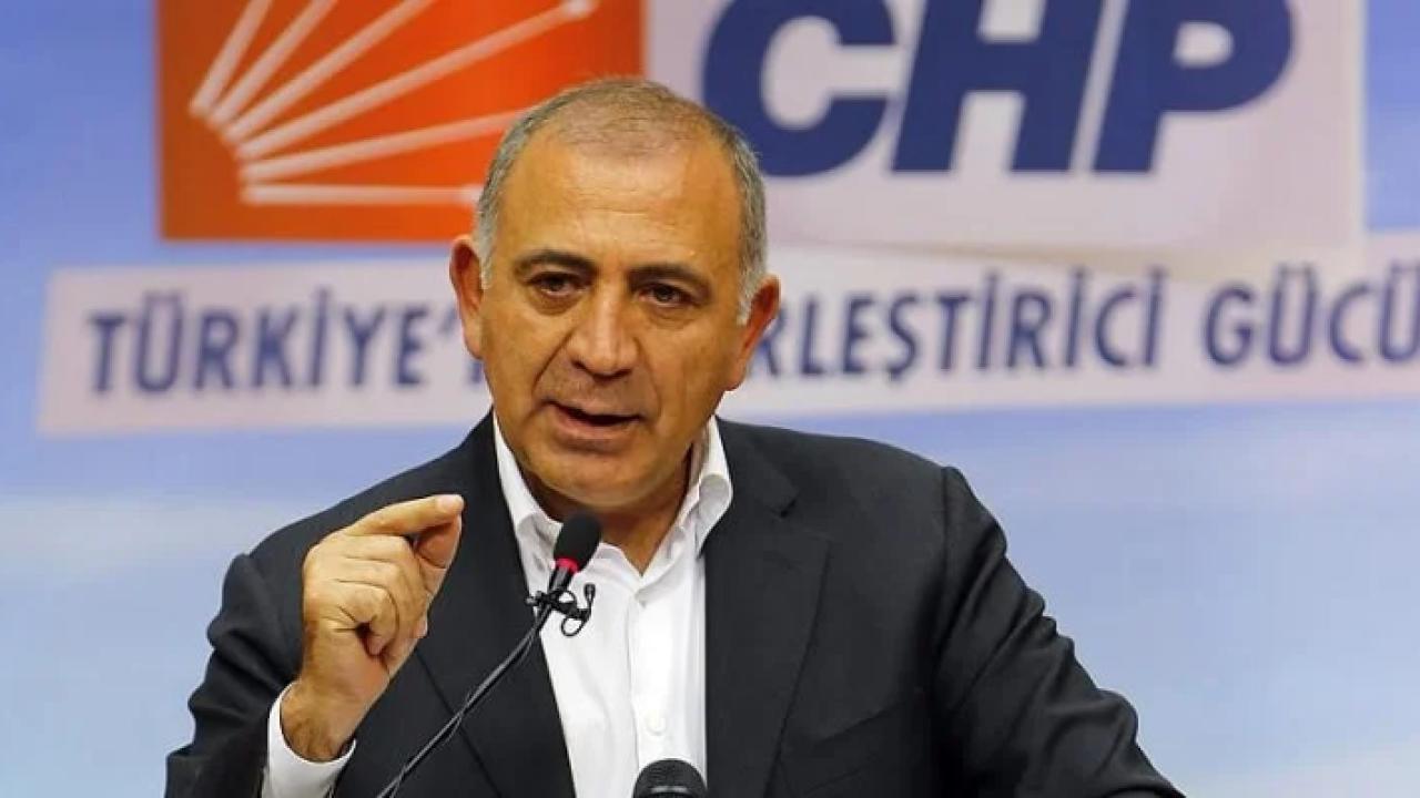 CHP İstanbul İl Başkanı Tekin'den Burhanettin Bulut'a tepki: Seyhan hak edişleri için, Celal Tekin eliyle 1 milyon dolar para aldın mı almadın mı?