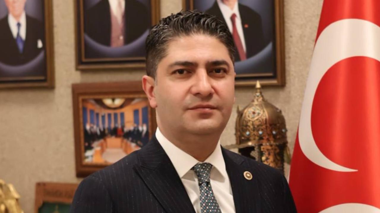 MHP'li Özdemir: Karaktersizlerin peşinden gidecek bir tane bile genç ülkücü yoktur