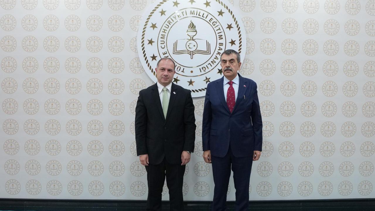 Milli Eğitim Bakanı Tekin, Gürcü mevkidaşı Mikanadze ile görüştü