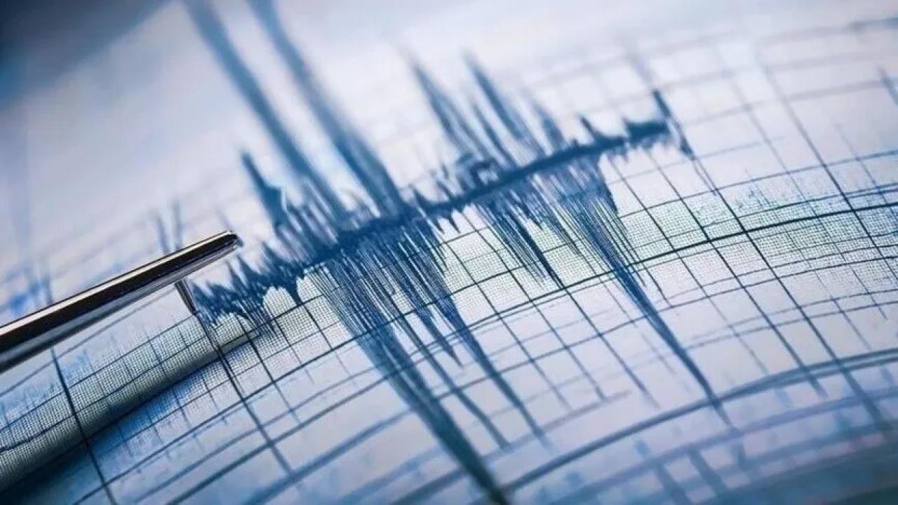 Çin'in kuzeybatısında 5,7 ve 5,8 büyüklüğünde iki deprem meydana geldi