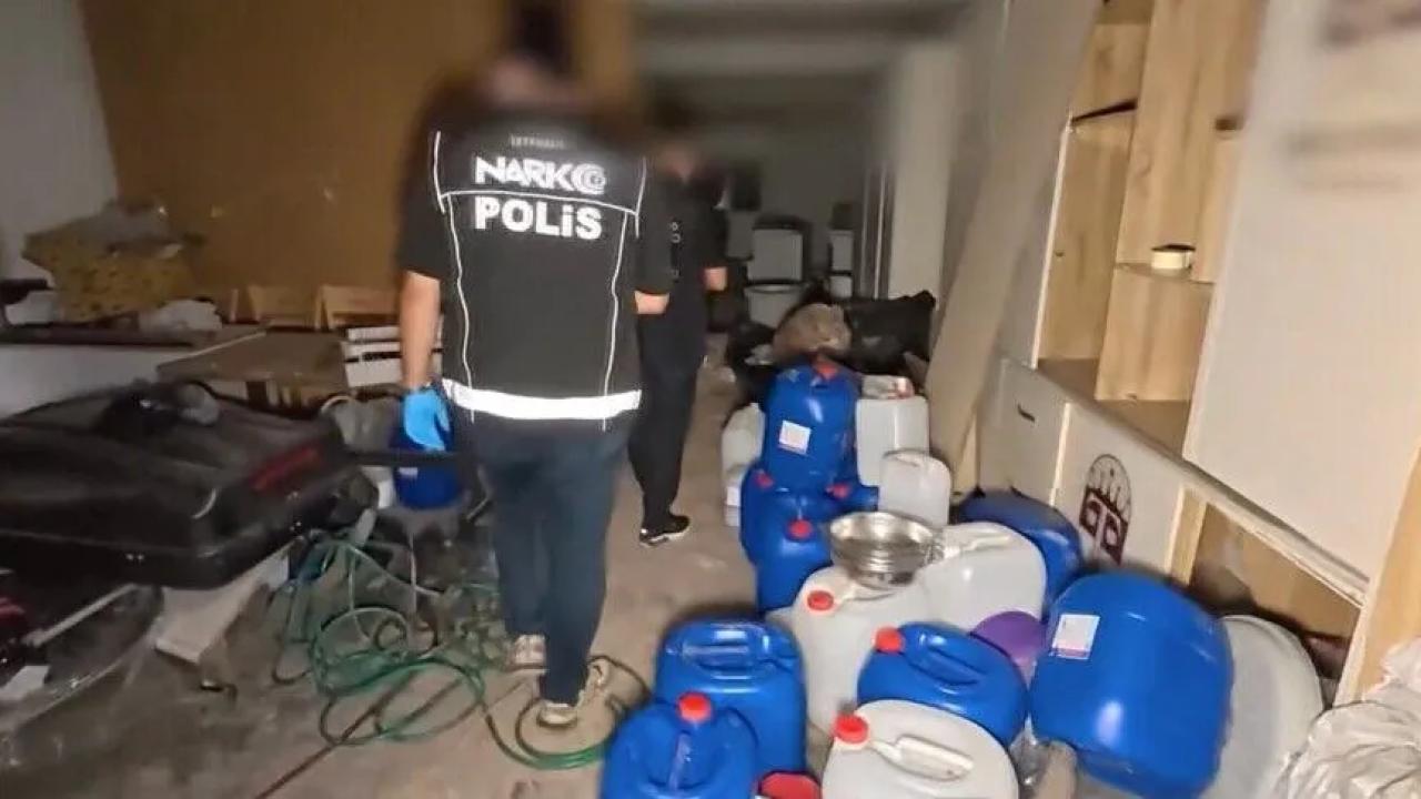 İstanbul'daki operasyonda 11,5 ton uyuşturucu üretilebilecek ham madde ele geçirildi