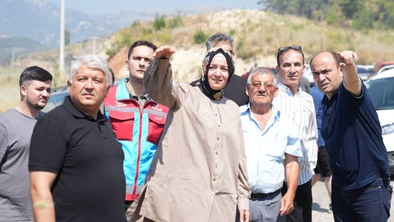AK Parti Genel Başkan Yardımcısı Kaya, Seydikemer'deki yangından etkilenenleri ziyaret etti