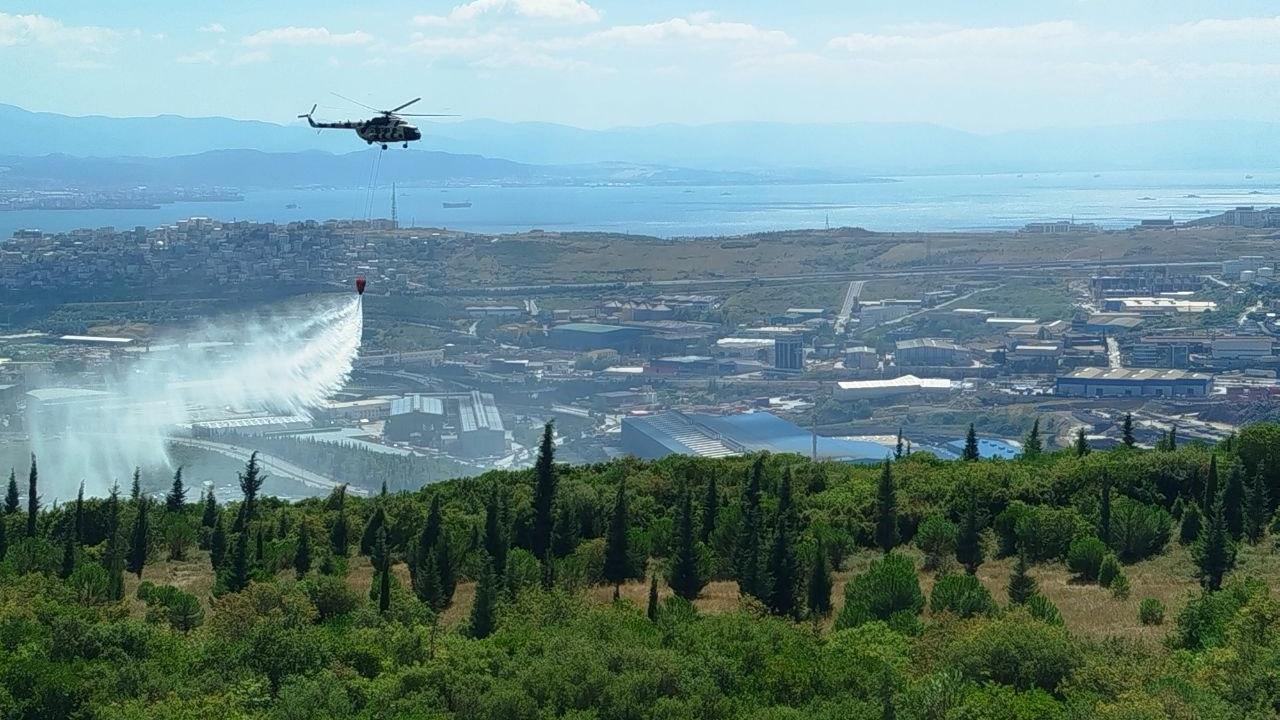Kocaeli'de ormanlık alanda çıkan yangına müdahale ediliyor