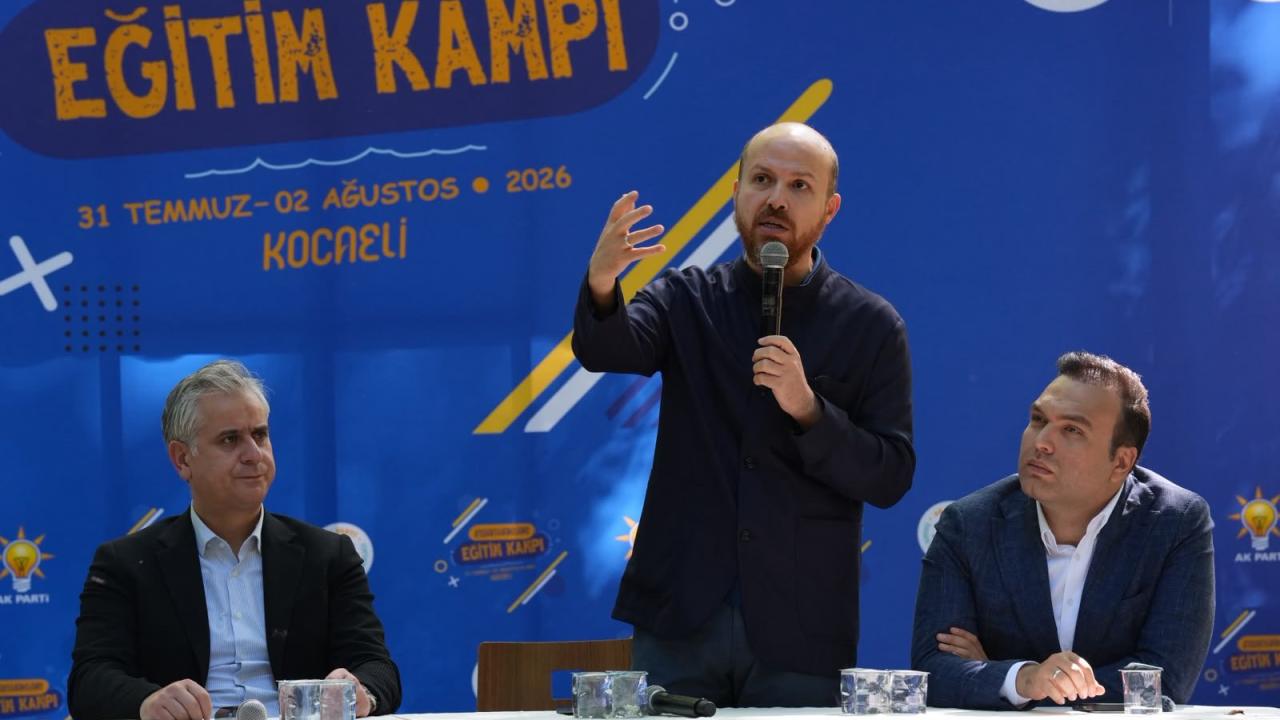 AK Parti'nin üçüncü İnsan Hakları Eğitim Kampı Kocaeli'de sürüyor
