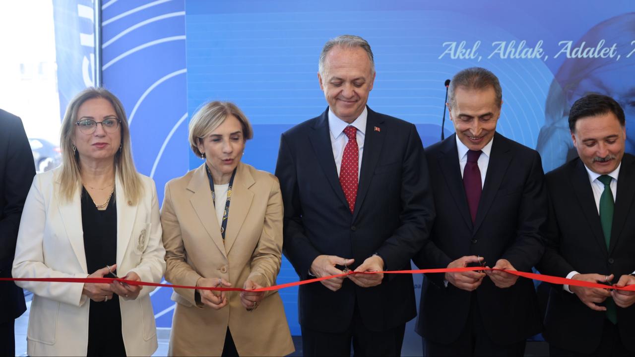 MHP Grup Başkanvekili Kılıç, Kapadokya Üniversitesi Ağız ve Diş Sağlığı Merkezinin açılışına katıldı