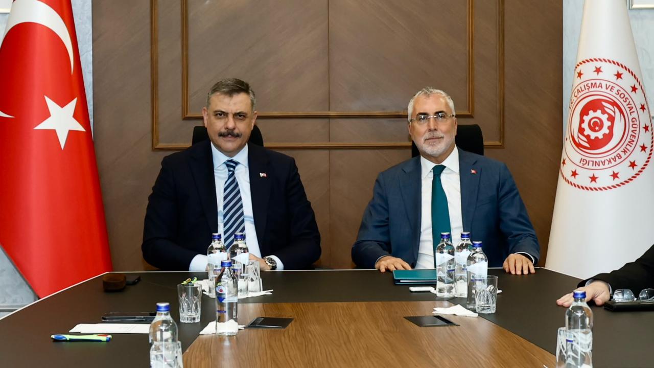İçişleri Bakanlığı ile Çalışma ve Sosyal Güvenlik Bakanlığından ortak adım: 81 ilin valiliğine 30 bin TYP kontenjanı