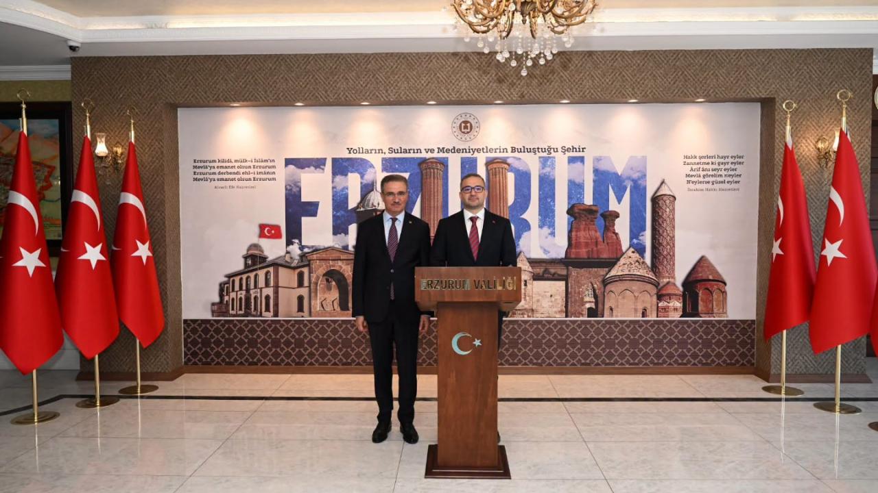 TCMB Başkanı Karahan, Erzurum'da ziyaretlerde bulundu