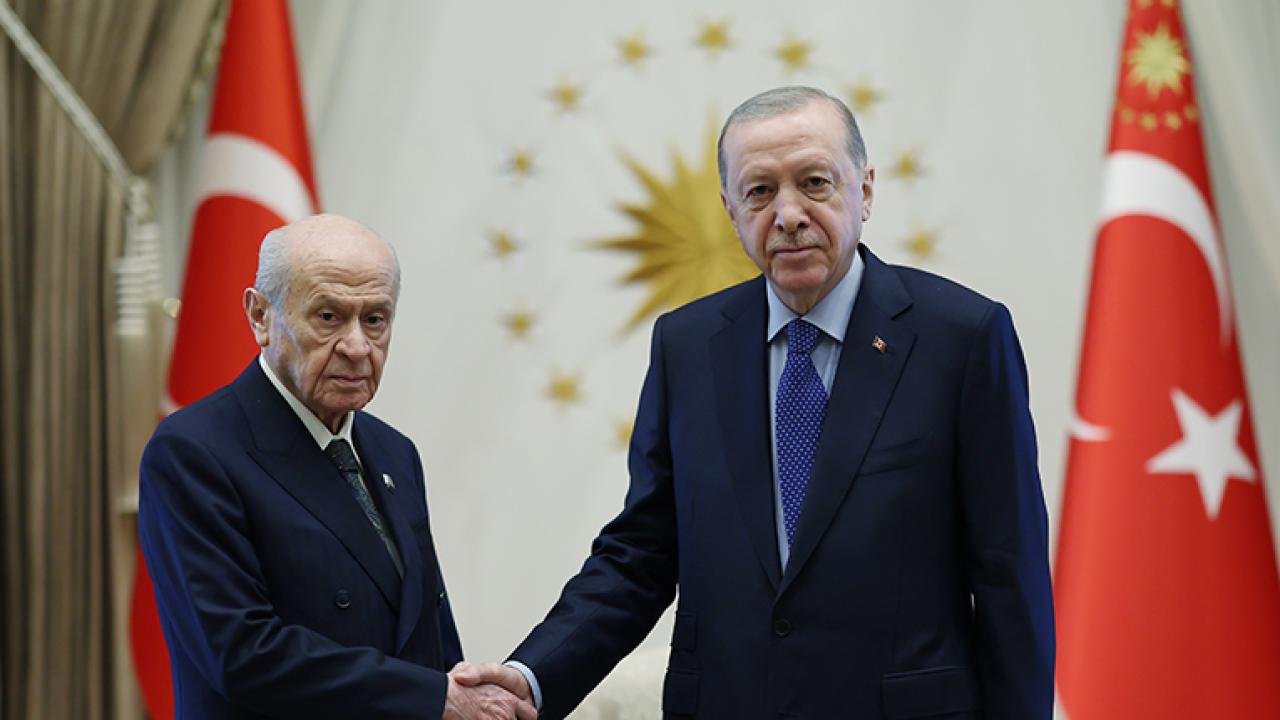 Cumhurbaşkanı Erdoğan, MHP Genel Başkanı Devlet Bahçeli'yi kabul etti