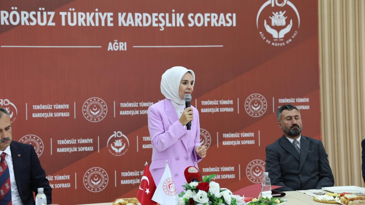 Bakan Göktaş: Biz büyük, güçlü Türkiye'yi el birliğiyle inşa edeceğiz