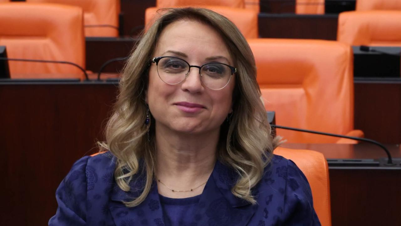 MHP'li Kılıç: Bölücülüğe inat safları daha çok sıklaştırarak, aynı bayrağın altında aynı dualara amin demeye devam edeceğiz