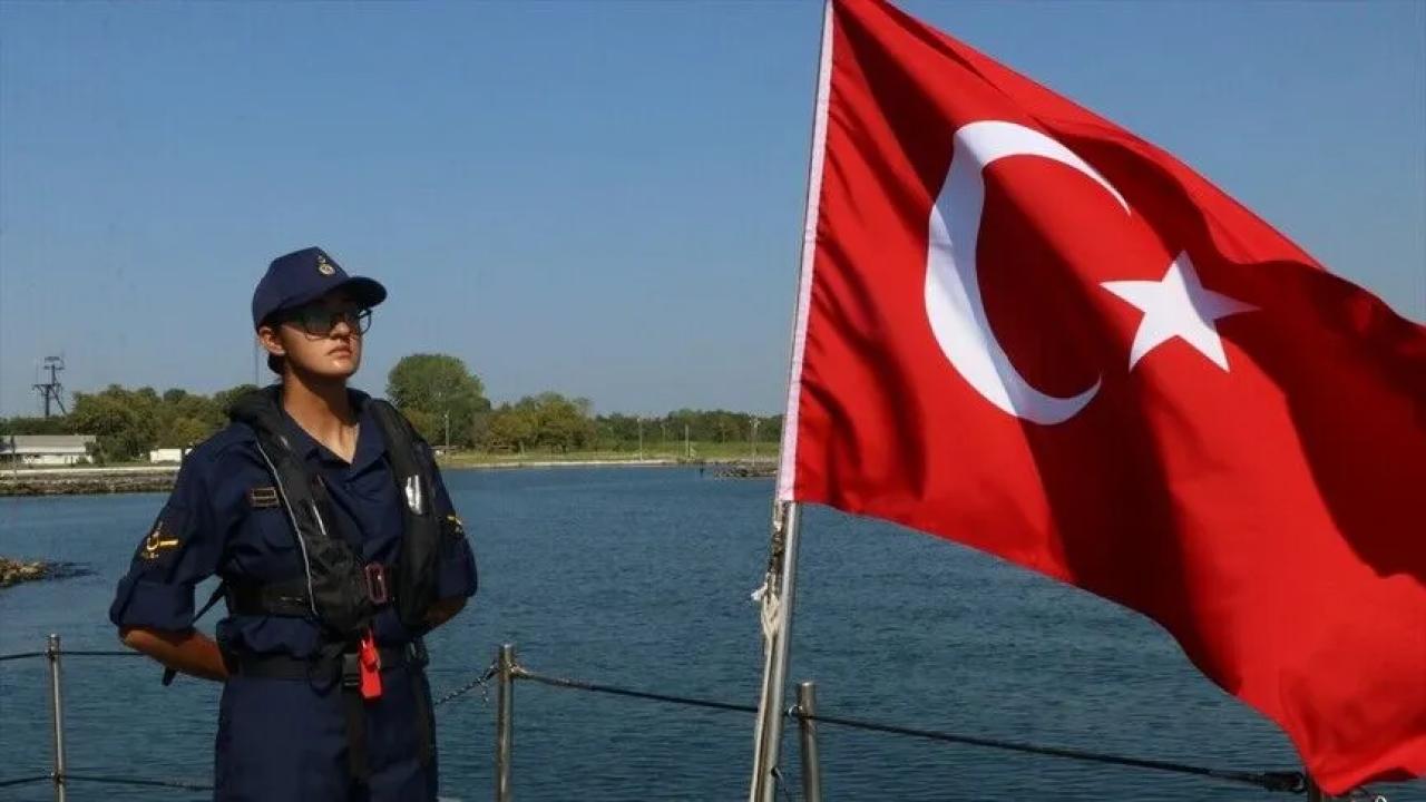 Astsubay adayları "mavi vatanı" korumaya uygulamalı eğitimlerle hazırlanıyor