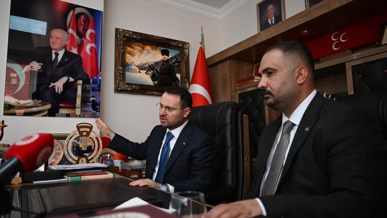 Adalet Bakanı Gürlek, Iğdır'da MHP İl Başkanlığını ziyaret etti