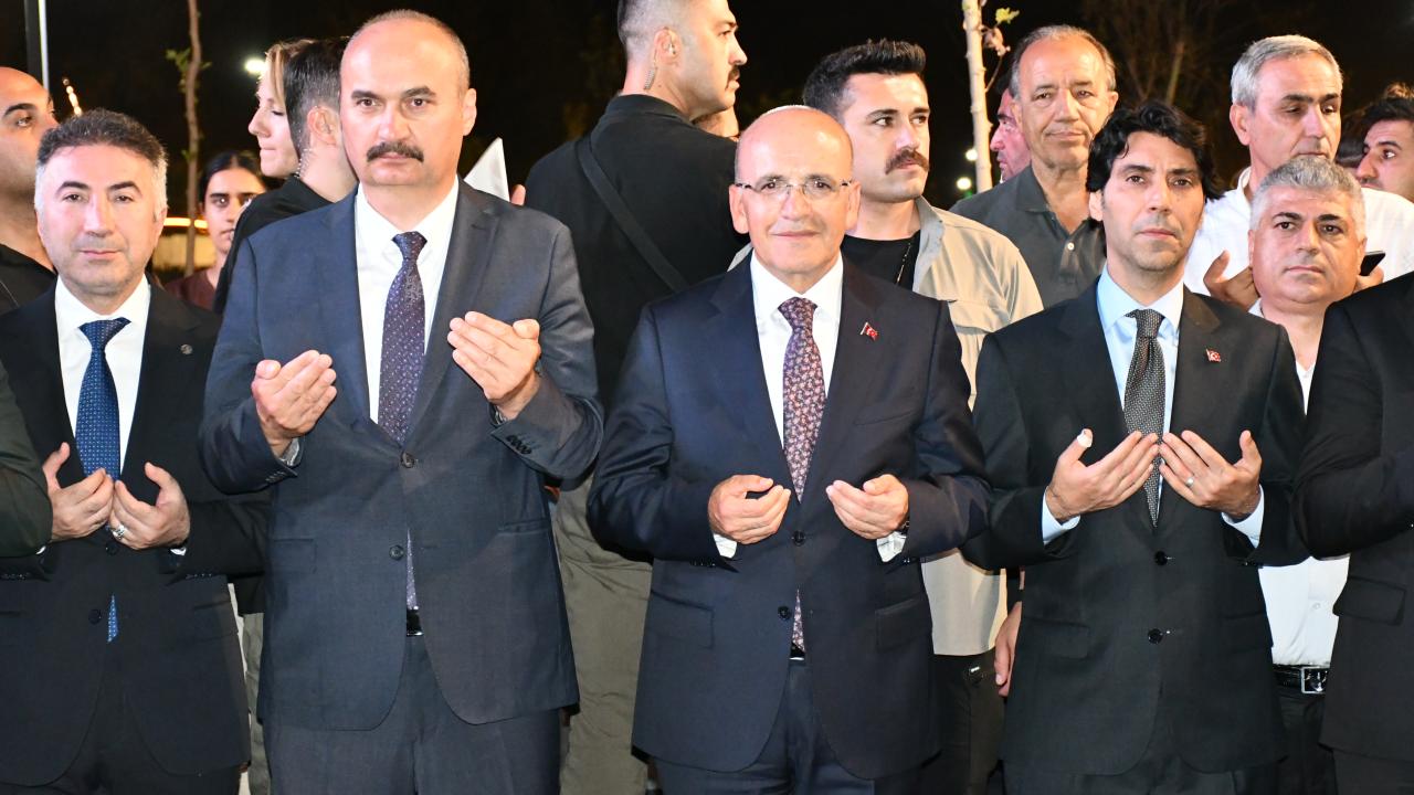 Hazine ve Maliye Bakanı Mehmet Şimşek, Batman'da açılışlara katıldı