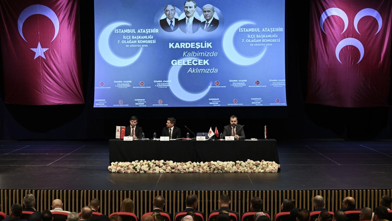 MHP'nin Ataşehir ve Ümraniye olağan ilçe kongreleri yapıldı