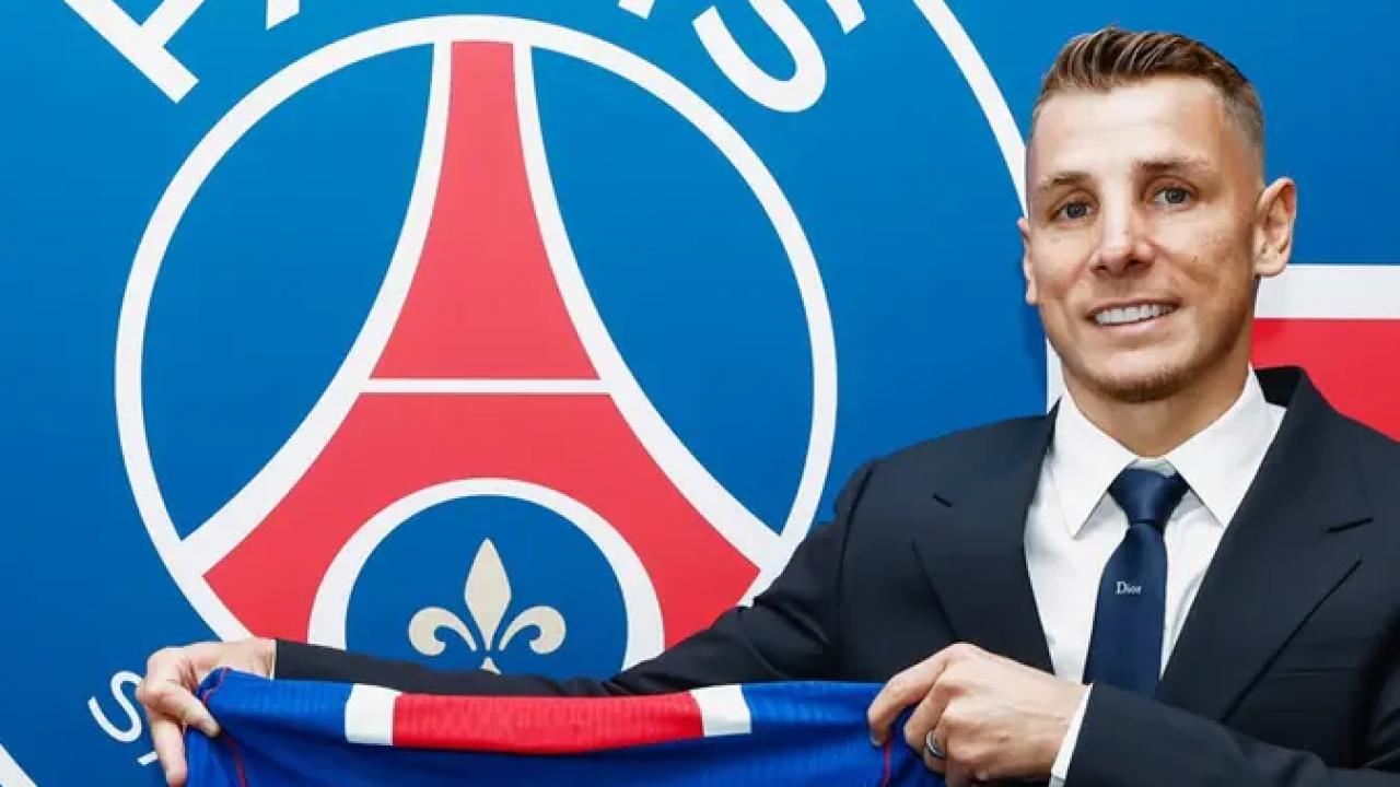 PSG, Aston Villa'dan Lucas Digne'i kadrosuna kattı