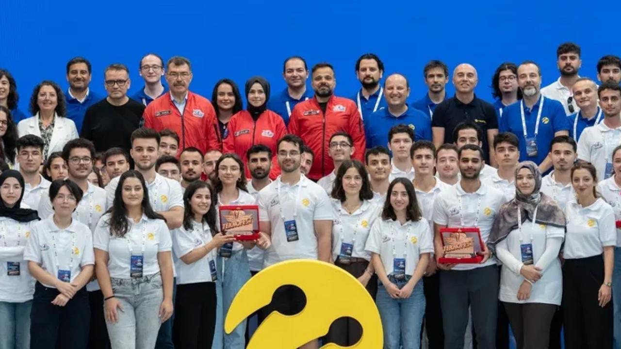 "5G ve Yapay Zeka ile Akıllı Yol Güvenliği Yarışması"nda final heyecanı yaşandı