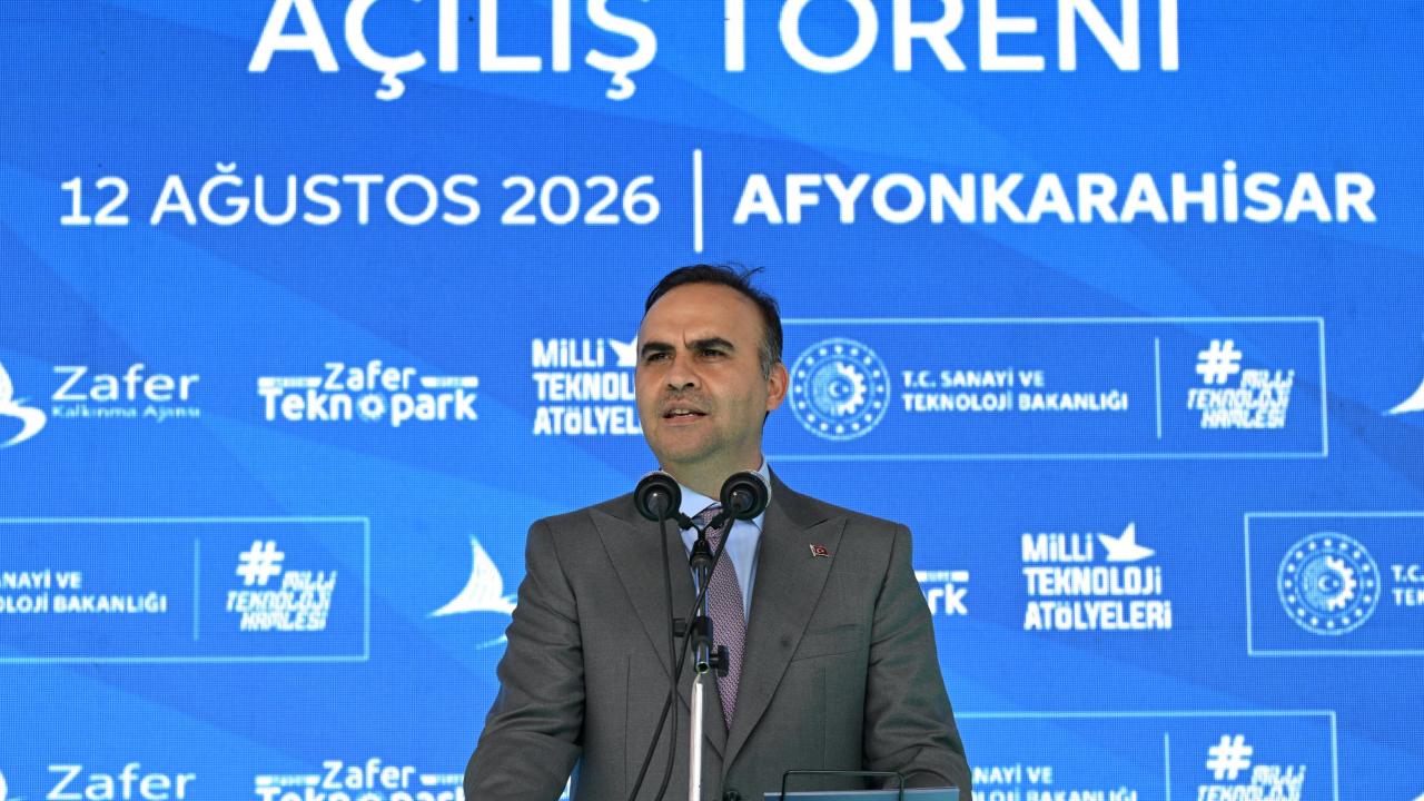 Sanayi ve Teknoloji Bakanı Kacır: Herkes kendine yakışanı yapar