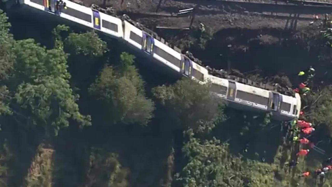 İngiltere'de dünkü tren kazasından bir hafta önceki toplantıda raylara yönelik endişelerin görüşüldüğü ortaya çıktı