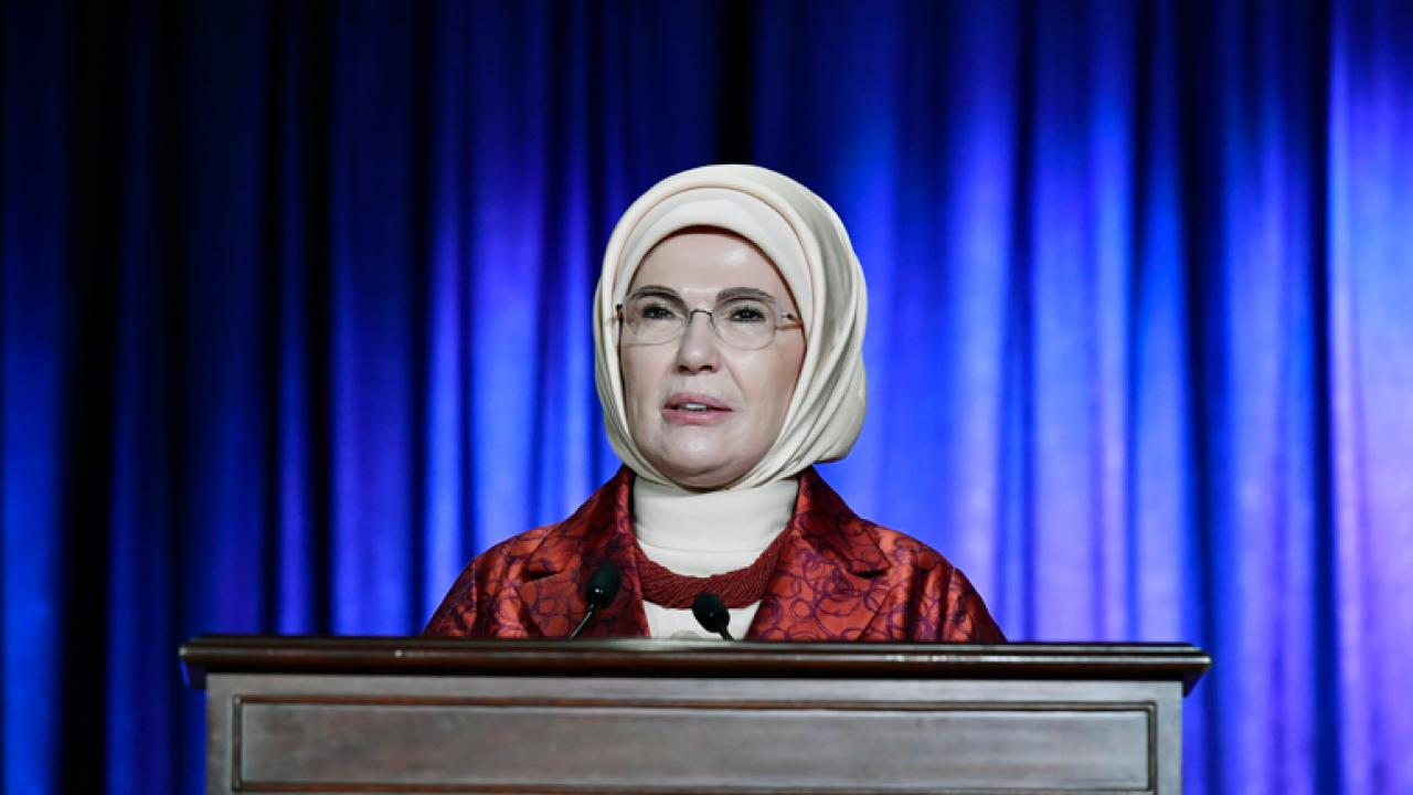 Emine Erdoğan'dan AK Parti'nin kuruluşunun 25. yıl dönümüne ilişkin paylaşım