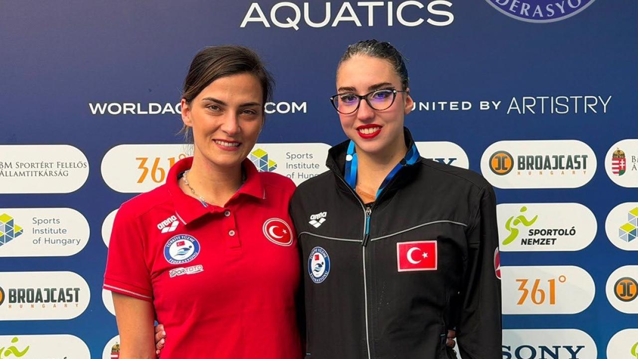 Selin Hürmeriç, Dünya Gençler Artistik Yüzme Şampiyonası'nda 9. oldu