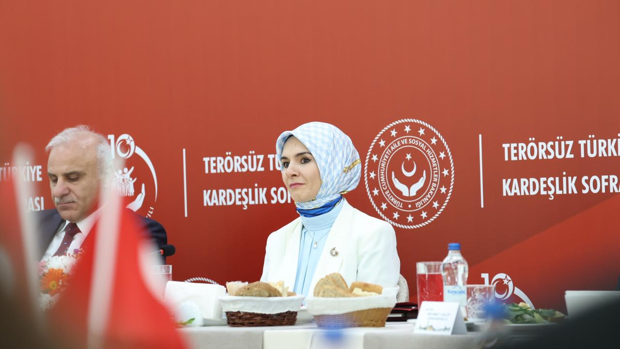 Bakan Göktaş: Terörsüz Türkiye sürecini biz bizzat şehit yakınlarımız ve gazilerimizle birlikte inşa ettik