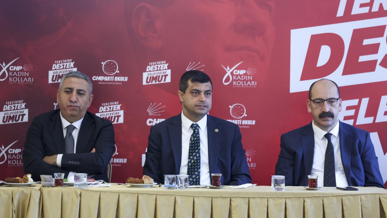CHP Genel Başkan Yardımcısı Demir, basın toplantısı düzenledi
