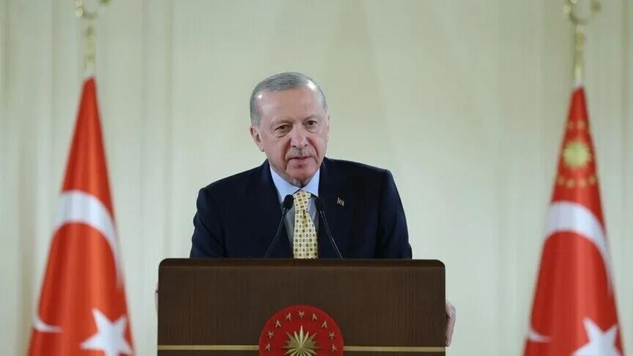 Cumhurbaşkanı Erdoğan'dan "Fırat Kalkanı Harekatı" paylaşımı
