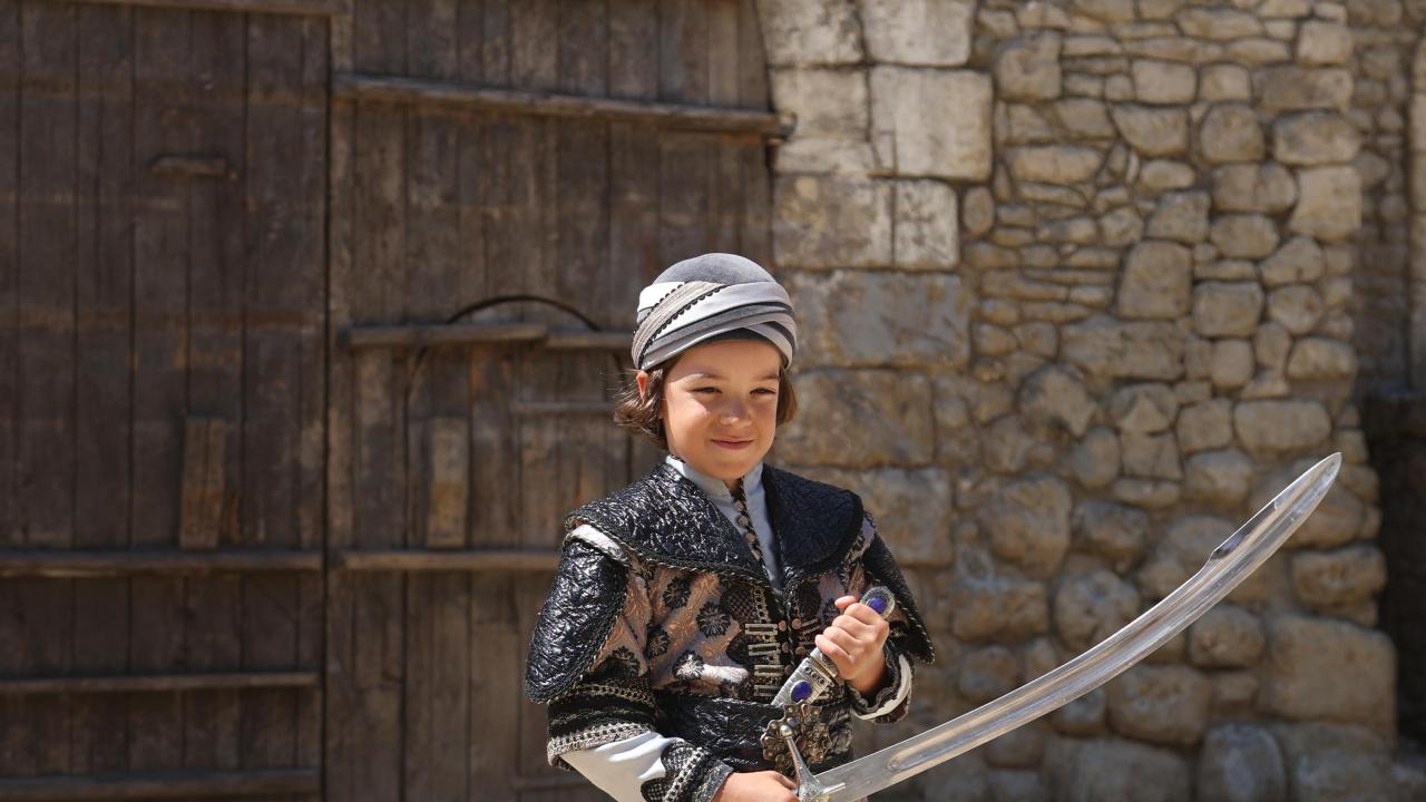Zayn Sofuoğlu "Mehmed: Fetihler Sultanı" dizisinin kadrosuna katıldı