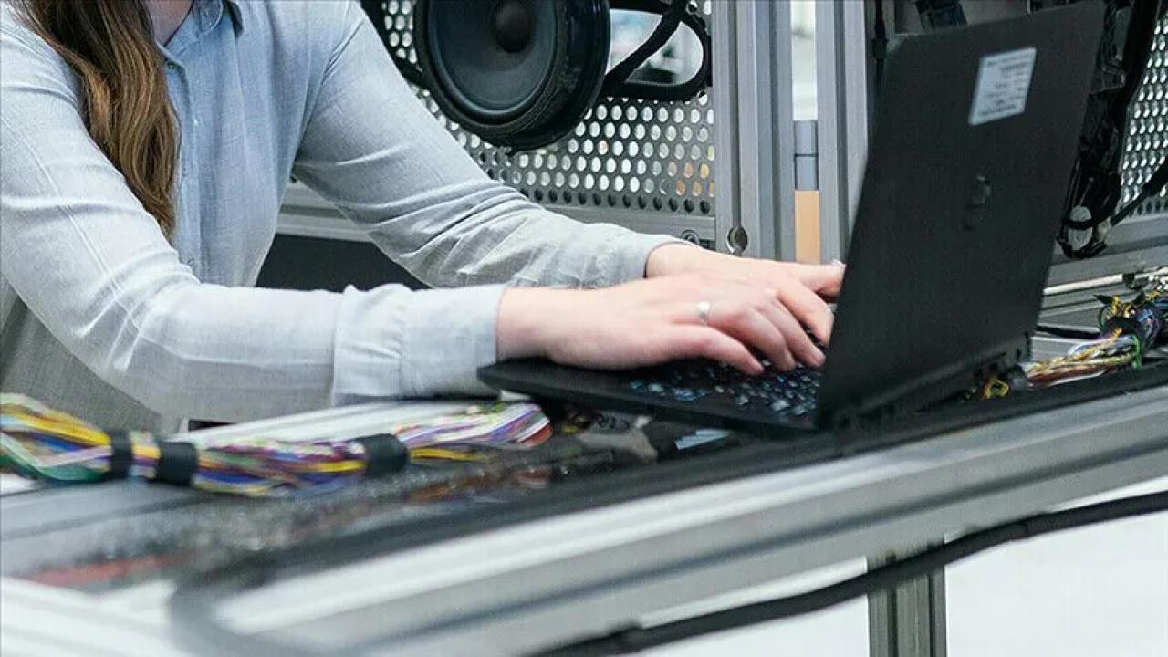 Bakan Kacır, HubX'in Türkiye'nin yeni "Turcorn"u olmasını değerlendirdi