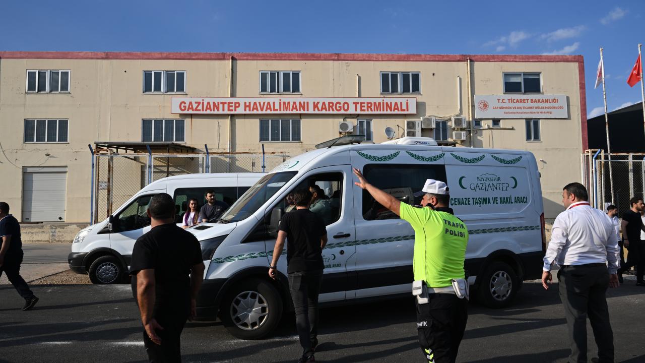 KKTC'de alabora olan gemide ölen iş insanının cenazesi memleketi Gaziantep'e getirildi